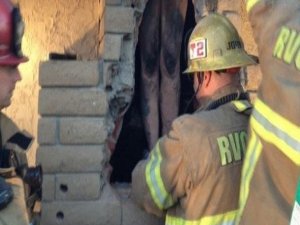 ESKİ SEVGİLİ ÇIRILÇIPLAK BACAYA SIKIŞTI