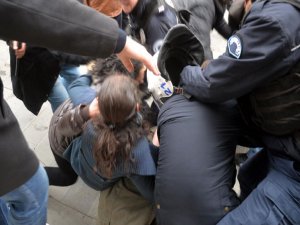 DİYARBAKIR'DA ORTALIK KARIŞTI