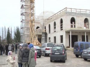 ALMANYA'DA TÜRK CAMİSİNE SALDIRI