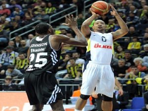 FENERBAHÇE FARK ATTI