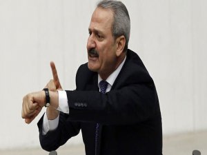 BAKIN ZAFER ÇAĞLAYAN SAATİ VE PİYANOYU NASIL ALMIŞ