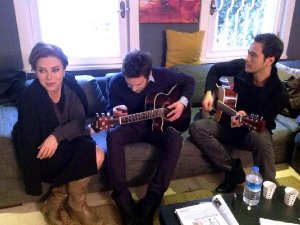 BİR AŞK HİKAYESİNE SEÇKİN ÖZDEMİR SÜRPRİZİ