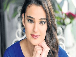 MERVE BÜYÜKSARAÇ'A ERDOĞAN'A HAKARET DAVASI