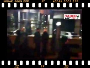 YENİ AKİT'İ PROTESTO EDEN ÜLKÜCÜLERE ATEŞ AÇILDI