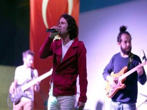 KAŞ'LI ROCKÇI İMAMA ÖLÜM TEHDİDİ