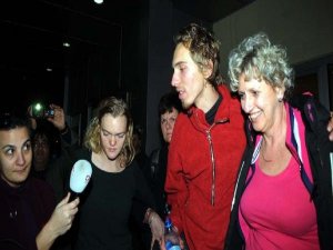 3 YABANCI ÖĞRENCİ UÇURUMUN KIYISINDAN BÖYLE KURTARILDI