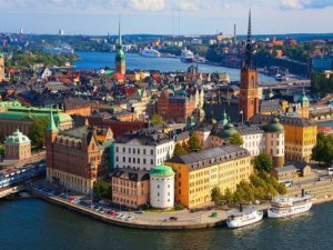 İSVİÇRE DEVLET TELEVİZYONU OYLAMAYI BÖYLE DUYURDU