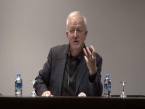 ANAYASA PROFESÖRÜNDEN SERT TEPKİ