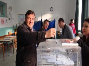 YUNANİSTAN'DA ERKEN SEÇİM