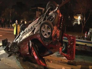 KADIKÖY'DE FECİ KAZA