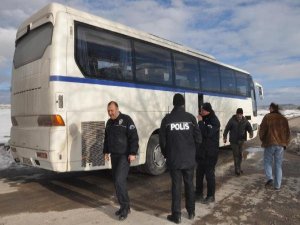 CEZAEVİ FİRARİSİ ÇALDIĞI OTOBÜSLE SEYAHAT ETTİ
