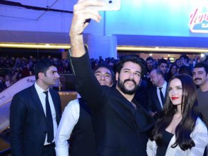 SALONA KAZAN DAİRESİNDEN GİRDİLER