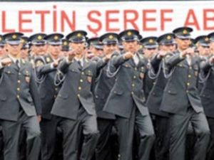 Astsubaylar boykota çıkıyor