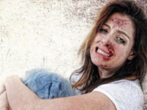 Kadın Sığınma Evinde Şiddet Gördü