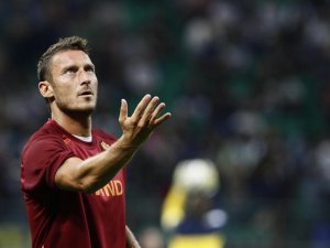 TOTTİ'YE CUMHURBAŞKANLIĞI ŞOKU