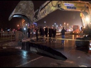 KÖPRÜDE ÇÖKMEYE VALİLİK AÇIKLAMASI