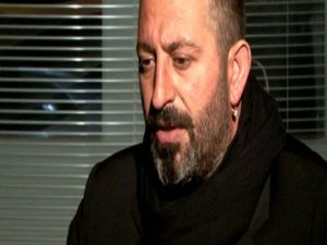 CEM YILMAZ'DAN "BENDEN ÇALDINIZ" GÖNDERMESİ