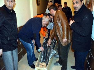 EŞİ EVİ TERK ETTİ DİYE İNTİHAR ETTİ