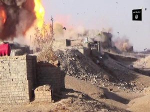 IŞİD PEŞMERGE'YE YAPTIĞI SALDIRININ GÖRÜNTÜLERİNİ YAYINLADI