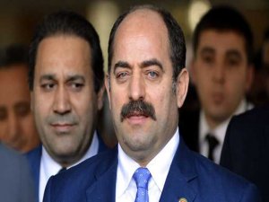 ERDOĞAN'DAN BİR HAKARET DAVASI DA ZEKERİYA ÖZ'E