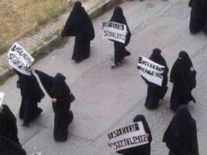 Çarşaflı provokatörler sokakta!!
