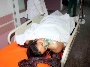 DİNİ NİKAHLI KOCA DEHŞETİ 1 ÖLÜ 1 AĞIR YARALI