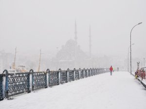 METEOROLOJİ'DEN İSTANBUL İÇİN KIRMIZI ALARM