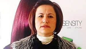 LİSE ÖĞRETMENİNDEN KISA ETEK SKANDALI