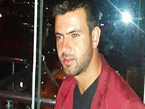 OTOMOBİL KAMYONLA ÇARPIŞTI: 2 ÖLÜ, 3 YARALI