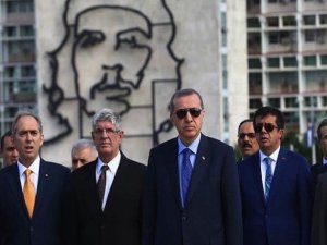 ERDOĞAN KÜBA'DA EĞLENCE KONUSU OLDU