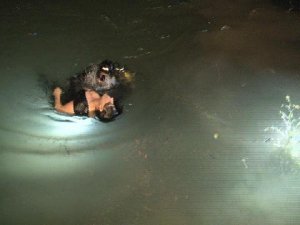 OTOMOBİL GÖLE UÇTU: 1 ÖLÜ, 3 YARALI