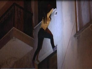 İZMİR'DE ŞOK EDEN İNTİHAR OLAYI