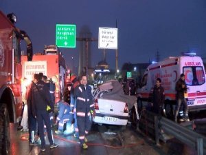 TEM'DE FECİ KAZA: 2 ÖLÜ, 2 YARALI