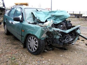 AFYON'DA FECİ KAZA 2 ÖLÜ 2 AĞIR YARALI