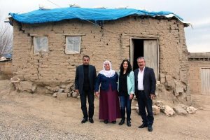 BATMANLI KÖYLÜ KIZI AVRUPA MİLLETVEKİLİ OLDU