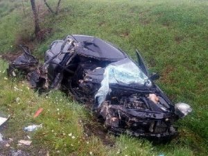 İZMİR'DE FECİ KAZA 1ÖLÜ 1 YARALI