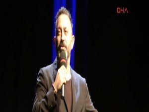 CEM YILMAZ ALMANYA'YI GÜLME KRİZİNE SOKTU