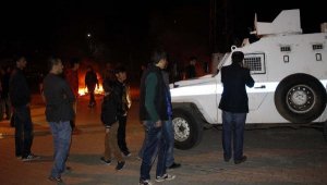 KESİNTİLERE KIZIP TRAFOYU YAKTILAR