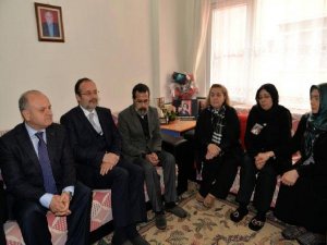 DİYANET İŞLERİ BAŞKANINDAN  ÖZGECAN TİYATROSU