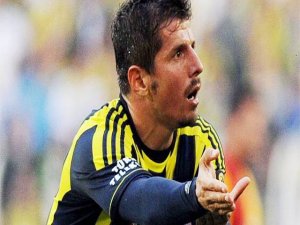 EMRE BELEZOĞLU'NA HOLLANDA'DA BÜYÜK PROTESTO