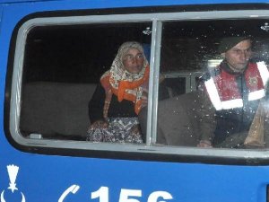 85 YAŞINDAKİ BABAANNESİNİ BALTAYLA ÖLDÜRDÜ