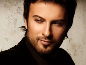 Tarkan'dan sert mesaj!
