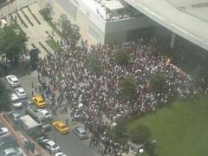 'NTV haber burnunun dibinde'