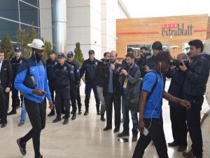 TRABZONSPOR'A OLAĞANÜSTÜ GÜVENLİK ÖNLEMİ