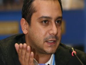 "Başbakan Yalan Söylüyor,Yüreği Varsa Benimle Görüşsün"