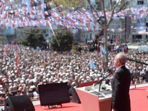 KILIÇDAROĞLU'NA İLK MİTİNGDE BÜYÜK BİR KALABALIK