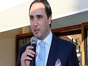 EMİNE ÜLKER TARHAN'IN PARTİSİNİN İZMİR ÖRGÜTÜNDE DEPREM