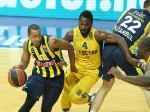 FENERBAHÇE ÜLKER SERİYİ 2-0'A GETİRDİ