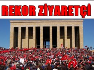 Anıtkabir'e Rekor Ziyaretçi