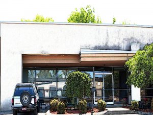 SEKS KULÜBÜNÜ KİLİSEYE ÇEVİRDİLER